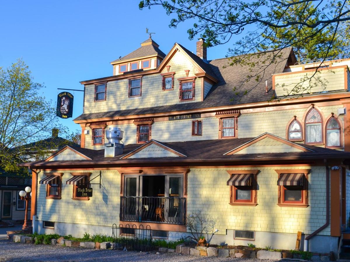 בר הרבור Black Friar Inn And Pub מראה חיצוני תמונה